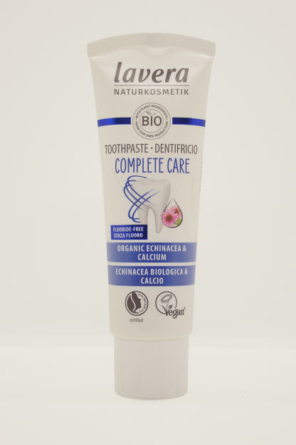 Lavera Complete Care fluoriton hammastahna 75ml